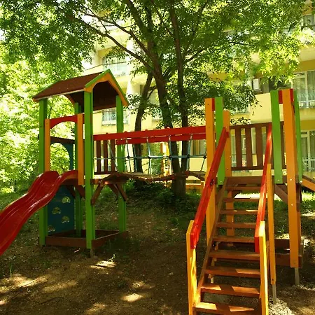 Mak 4* Zlate písky
